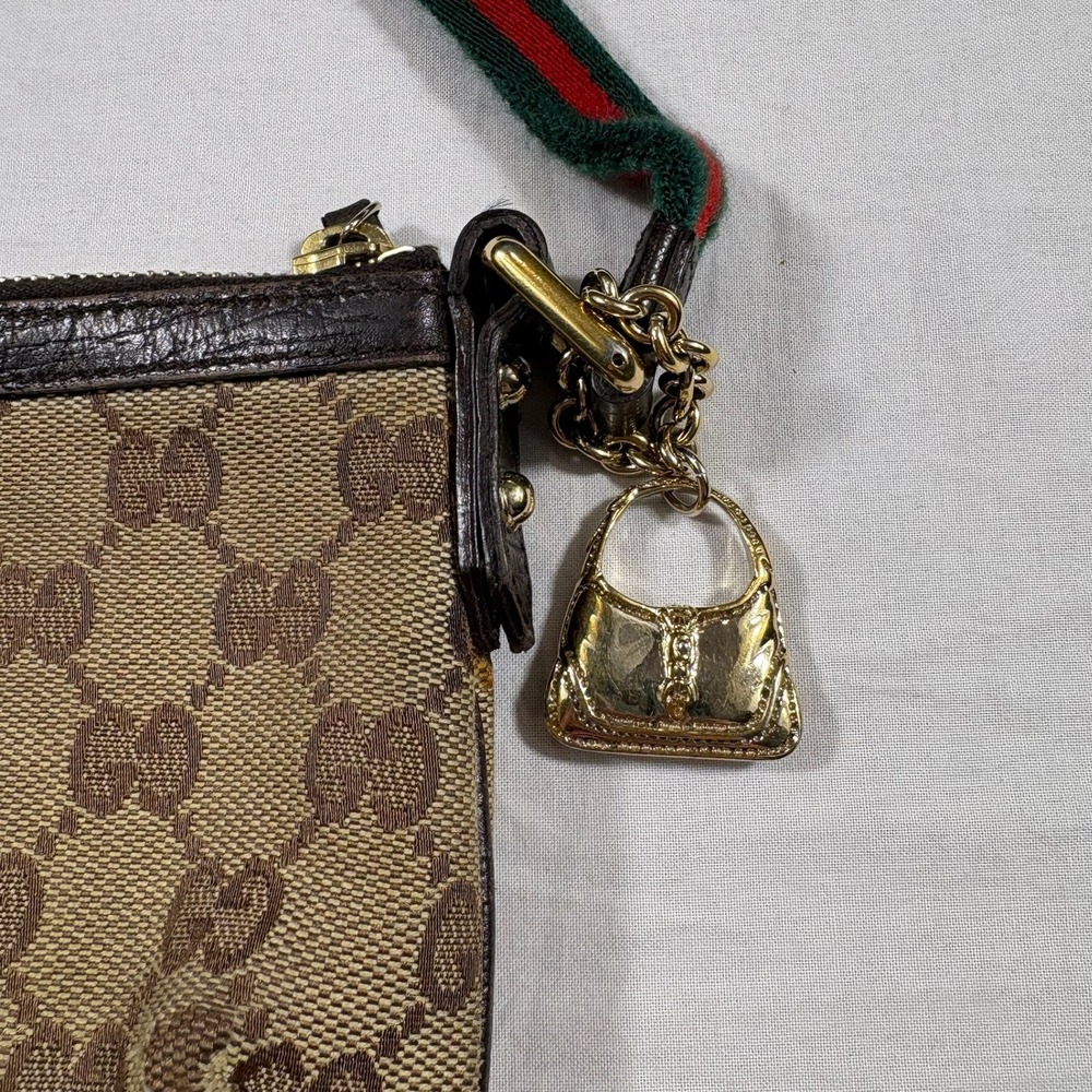 Authentic Gucci Wristlet Pouch Monogram Pre-Owned GG Canvas Web Stripe Charm - Picture 2 of 5